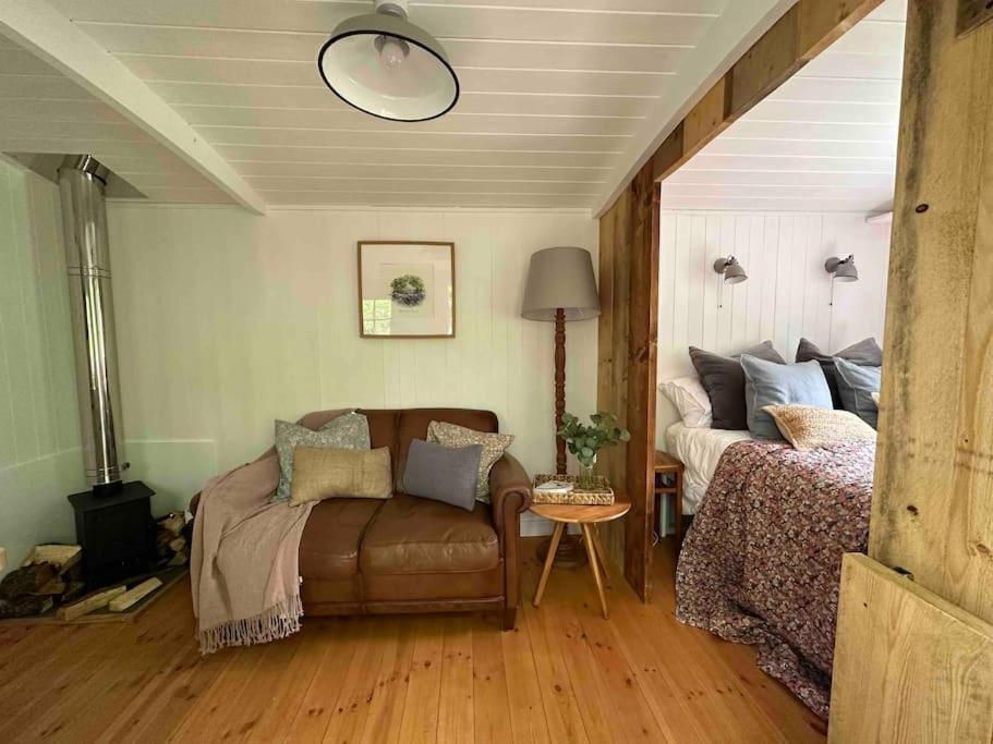 Cornwall Woodland Shepherd'S Hut Deirdres Hut Bodmin Esterno foto